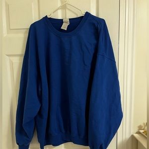 Blue Gildan crewneck men’s xl/xxl
